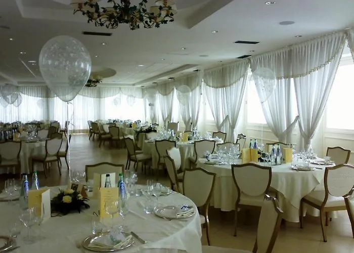 亚历山德拉别墅酒店