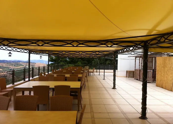 亚历山德拉别墅酒店