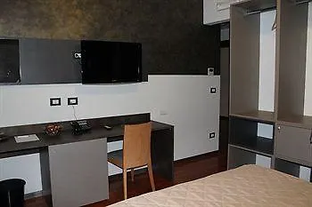 亚历山德拉别墅酒店 Alanno