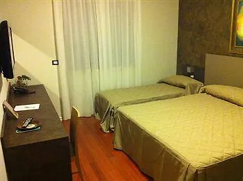 Alessandra Hotel 3*