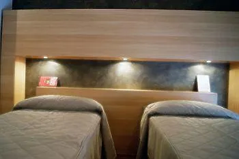 亚历山德拉别墅酒店 Alanno